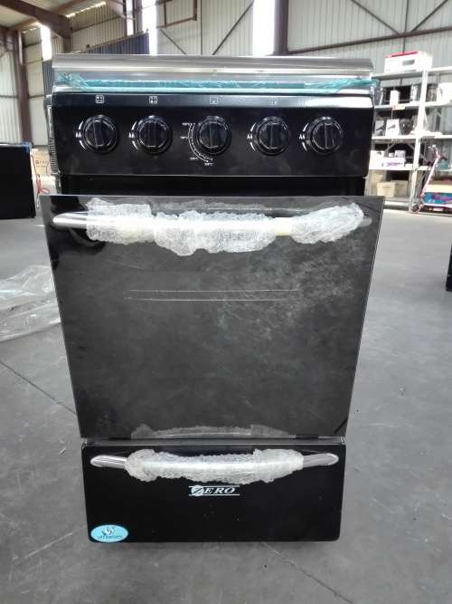 Zero appliances 4 Burner Black Gas Stove - Second Hand